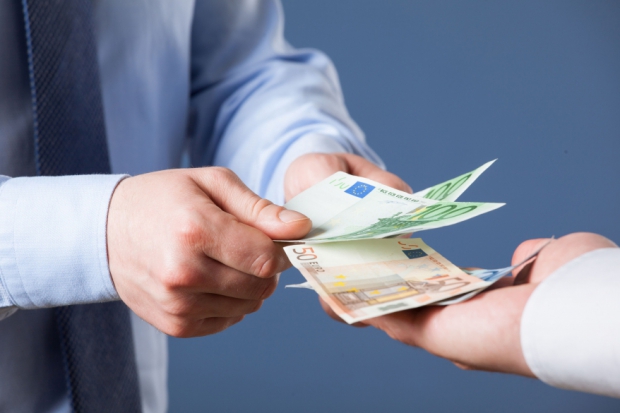 Nach Art. 16 Abs. 3 EBA-VO sind die von EBA publizierten Leitlinien und Empfehlungen auch von der Kreditwirtschaft grundsätzlich anzuwenden. Die FMA erwartet zudem, dass auch die bisher von CEBS erlassenen Leitlinien und Empfehlungen von der Kreditwirtschaft entsprechend berücksichtigt werden.