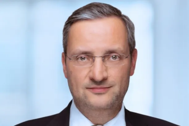 Dr. Thomas Neukirch
