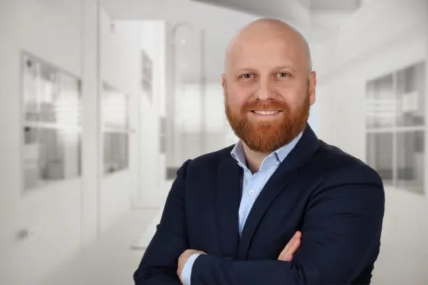 Yves-Maurice Radwan, Head of Green Deal Infrastructure bei der Commerz Real