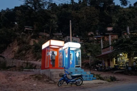 Die Entwicklung in den aufstrebenden Volkswirtschaften verläuft weiter positiv. Sie treiben heute untereinander deutlich mehr Handel als früher, und ihre Anleihen sind weniger riskant als noch vor einigen Jahren. Ratingagenturen führen hier heute mehr Up- als Downgrades durch.