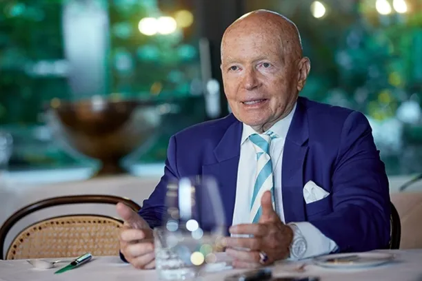 Er war der bedeutendste Pionier für Investments in den Schwellenländern: Mark Mobius. 
