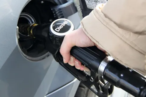 Skandale wie „Dieselgate“ können die Entwicklung der darin verwickelten Unternehmen nachhaltig beeinträchtigen. Sind „ESG-konformere“ Firmen weniger anfällig dafür?