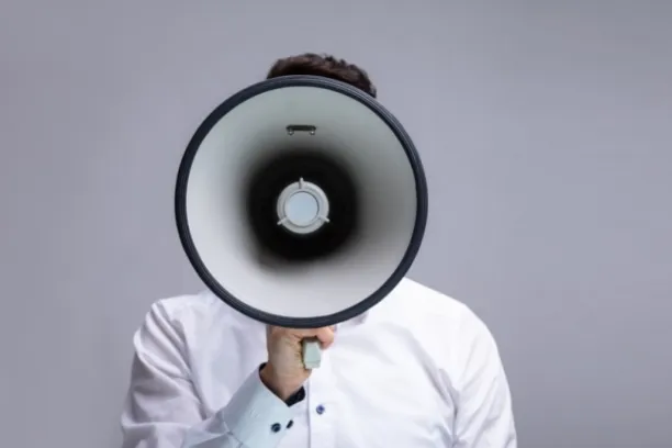 Die Anonymität des Ausschreibers ist der große Vorteil des Mandate-Tools.