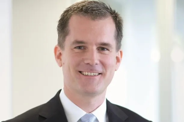 Dr. Nils Rode, Schroders
