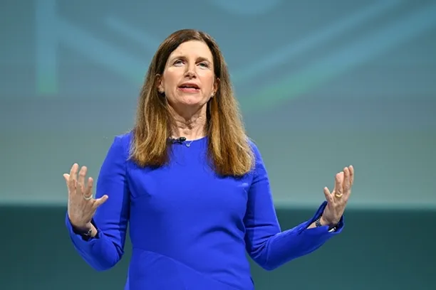 Bettina Orlopp, Commerzbank