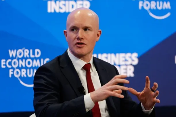 Coinbase CEO Brian Armstrong sprach am Weltwirtschaftsforum in Davos im Januar 2025.
