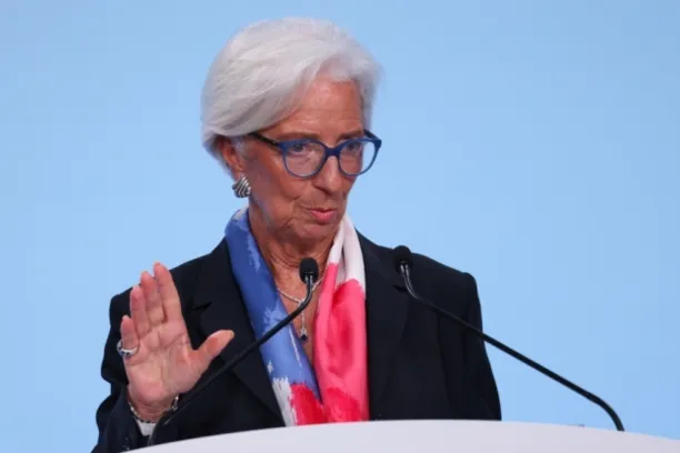 Christine Lagarde, EZB: "Unser Engagement, mittelfristig eine Inflation von zwei Prozent zu erreichen, ist bedingungslos."
