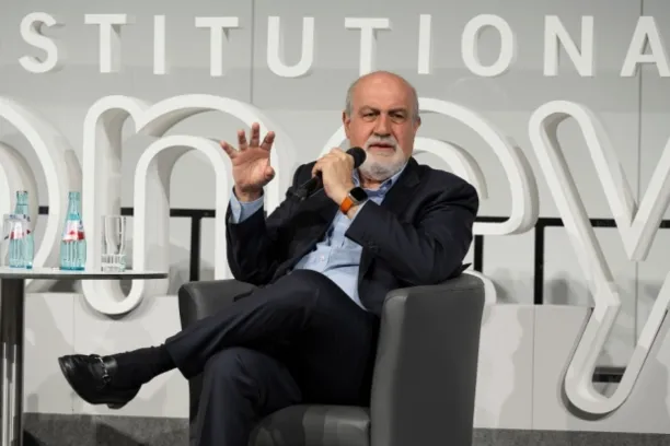 Nassim Nicholas Taleb empfahl auf dem Institutional Money Kongress 2026 institutionellen Investoren einen Perspektivwechsel im Umgang mit Risiko.