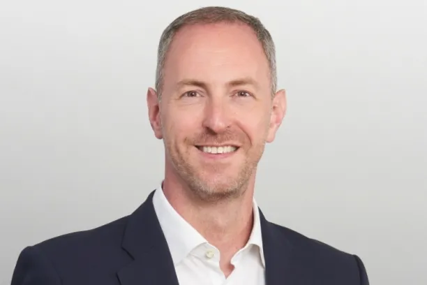 Matthew Tagliani, Invesco: "Unsere jüngste Produkteinführung steht für eine neue Generation aktiver ETFs, die die klassische Nachbildung eines etablierten Referenzindex durch eine aktive Optionsstrategie ergänzen, um spezifischen Anlegerbedürfnissen besser gerecht zu werden."