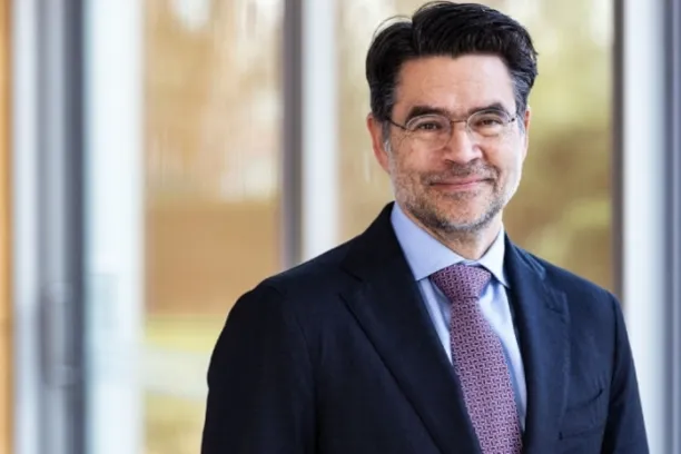 Große Deals dominierten den Transaktionsmarkt, betont Dr. Dirk Schumacher, Chefvolkswirt der KfW: „Mit einem Transaktionsvolumen von 3,4 Milliarden Euro waren April, Mai und Juni für den deutschen Venture-Capital-Markt ein starkes Quartal.“