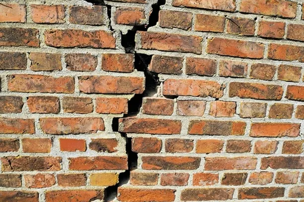 Auch "Betongold" kann Risse bekommen