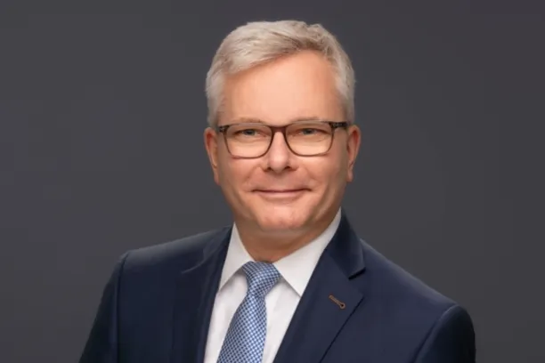 Dr. Dirk Rogowski: vom Vorstand der hannoverschen Tochter Bantleon Invest in die Geschäftsleitung der Bantleon GmbH. Dort wird er den institutionellen Vertrieb weiter ausbauen.