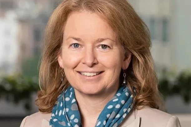 Katherine Renfrew, Nuveen