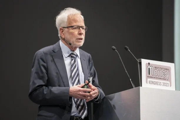 Prof. Barry Eichengreen
