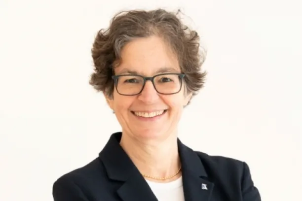 Susanna Adelhardt, DAV: „Eine Alterssicherung, die allein auf Umlagefinanzierung basiert, steht langfristig nur auf einem Bein.“
