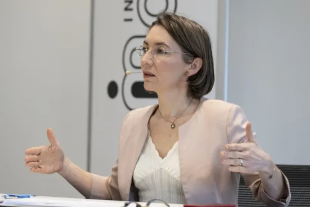 Claudia Major am Institutional Money Kongress in Frankfurt
