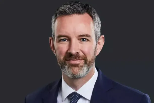 Eoin Walsh, Portfoliomanager bei der zu Vontobel gehörenden Investmentboutique TwentyFour Asset Management: "Sollte das Finanzministerium jedoch auf deutlich niedrigere Renditen und damit auch auf spürbar niedrigere Hypothekenzinsen gehofft haben, dürfte es enttäuscht werden." 
