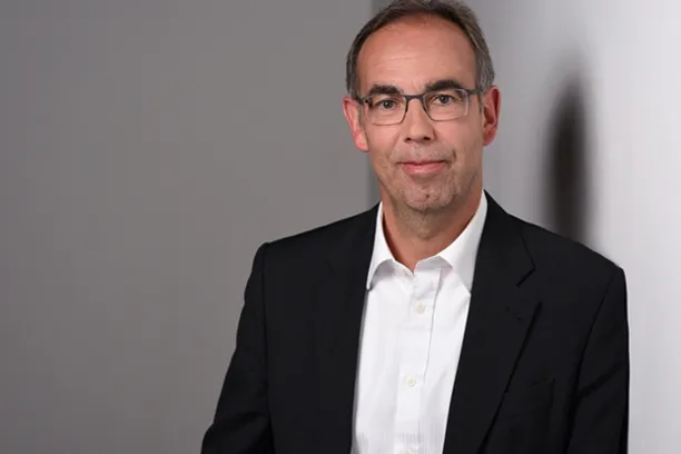 Michael Winkler, St. Galler Kantonalbank Deutschland: "Der M-Dax könnte sich damit zum neuen Favoriten am deutschen Aktienmarkt entwickeln."
