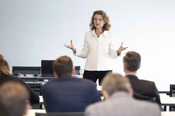 Die Vorständin der Bertelsmann Stiftung, Daniela Schwarzer, hielt auf dem 17. Institutional Money Kongress im Rahmen von "IM Spezial" einen viel beachteten Vortrag. 
