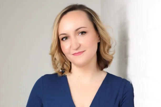 Laura Cooper, Nuveen