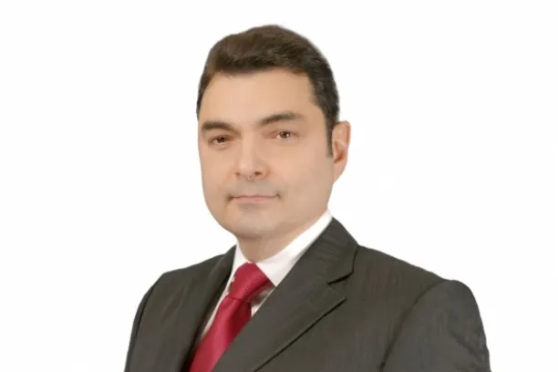 Hakan Kaya, Neuberger Berman