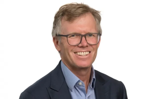 Andrew Francis, RQI Investors: "Unser Ansatz kombiniert diszipliniertes quantitatives Investieren mit menschlichen und KI-gestützten Erkenntnissen und nutzt Daten, um Fehlbewertungen am Markt sowie Überrenditen aufzudecken. Wir sind überzeugt, dass wir deutschen Investoren ein überzeugendes Wertversprechen bieten und gut positioniert sind, um starke Anlageergebnisse zu erzielen."