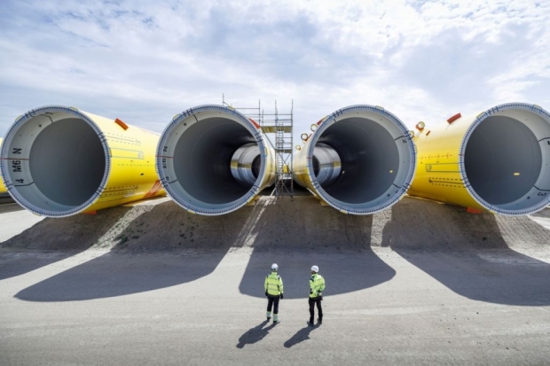 windpark_unfertig_-_allianz__p238_completedmonopiles_c_vattenfall__jorrit_lousberg.jpg
