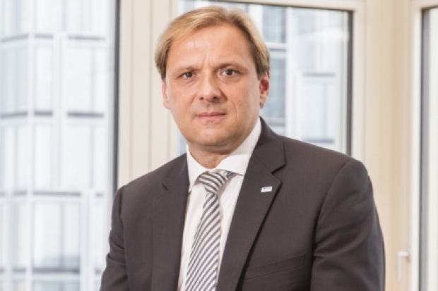 mainert_ingo_hoch_2.jpg