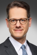 jacob_pretzell_klein_portrait_neu_2023.jpg