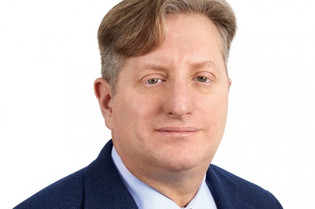 steve-eisman-schloss-short-wette-gegen-tesla-ist-nun-bullish-f-r-gm