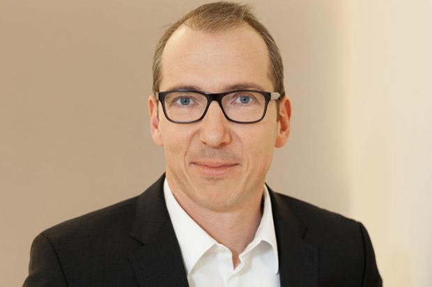 Roland Holschuh, Quest Funds