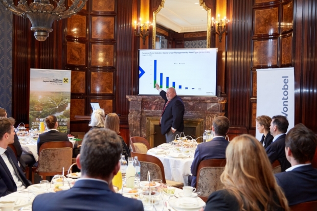 aufmacher_im-investmentforum_wien_hyatt_c_gnter_menzl_okt2021_4277.jpg