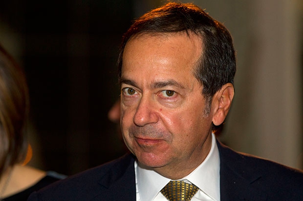 John Paulson drängt offenbar Investoren aus einigen seiner Hedgefonds