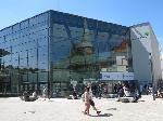 Zur Galerie Zur Galerie